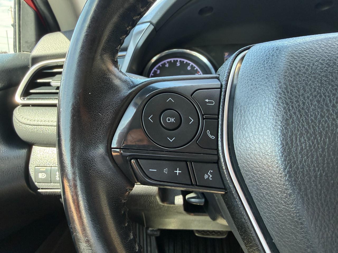 Toyota Camry SE Auto (Natl) 2019
