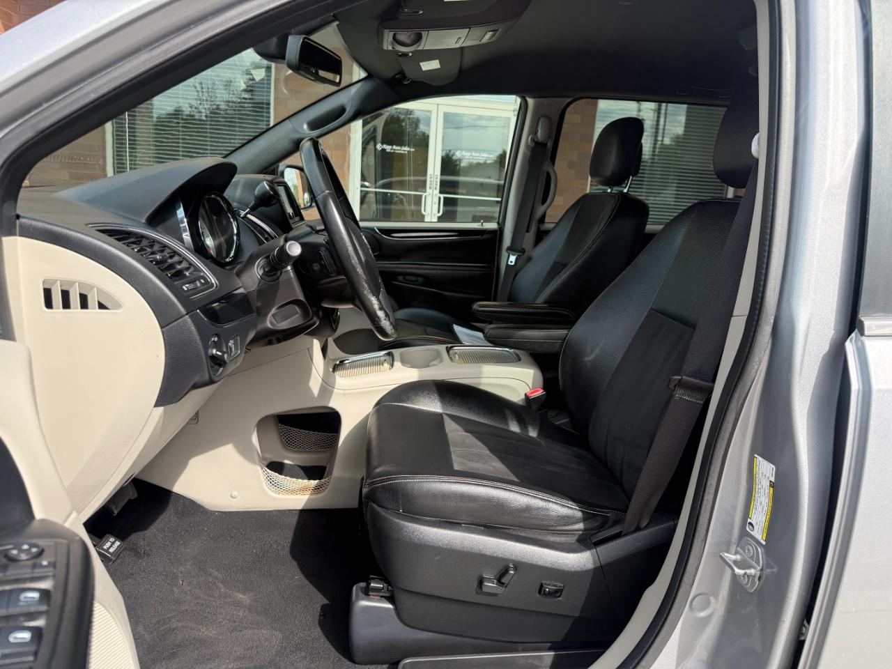 Dodge Grand Caravan SXT Wagon 2019