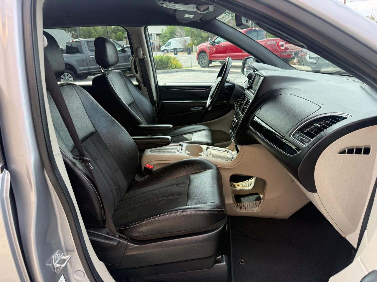 Dodge Grand Caravan SXT Wagon 2019
