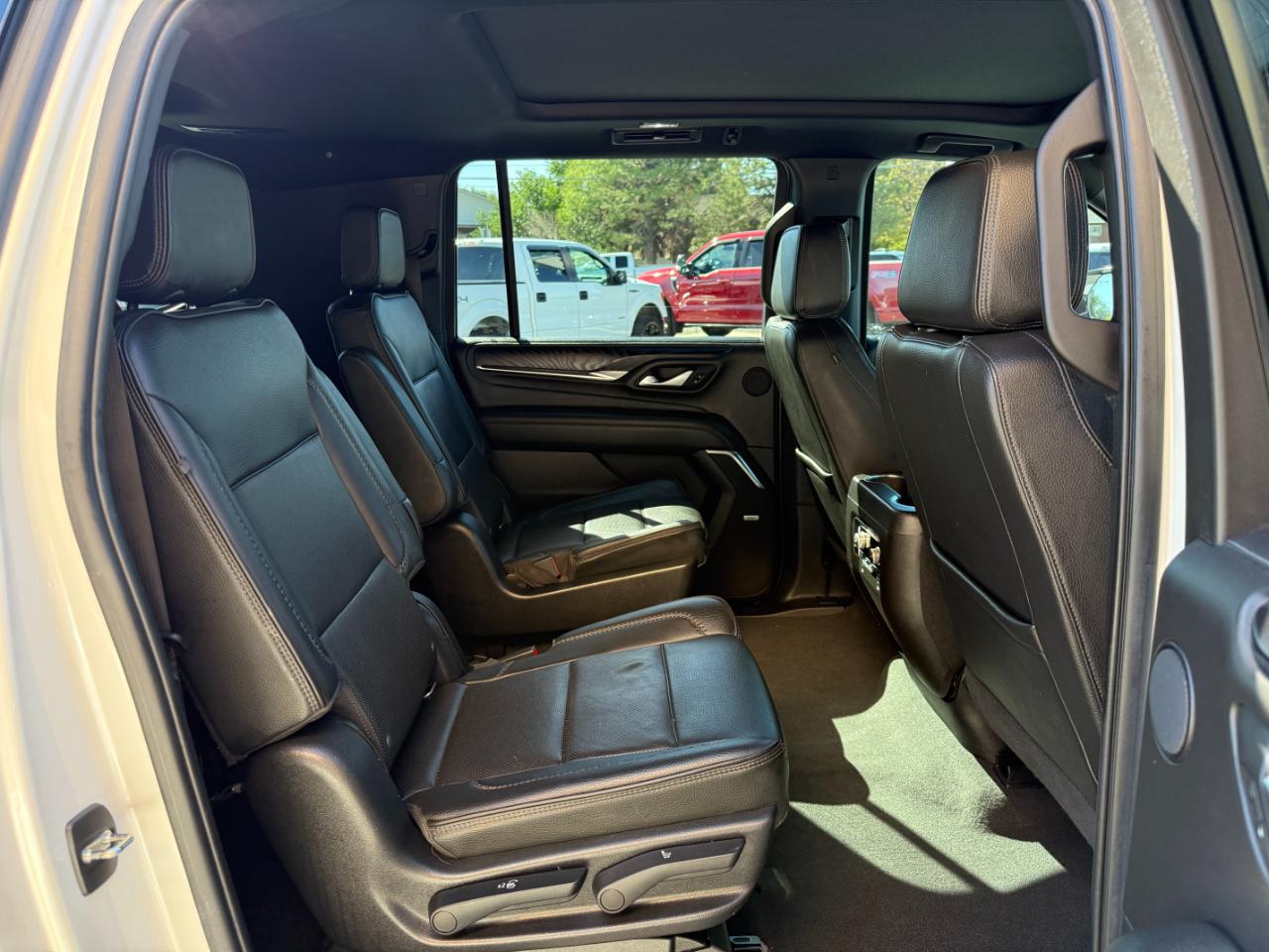 GMC Yukon XL 4WD 4dr Denali 2022