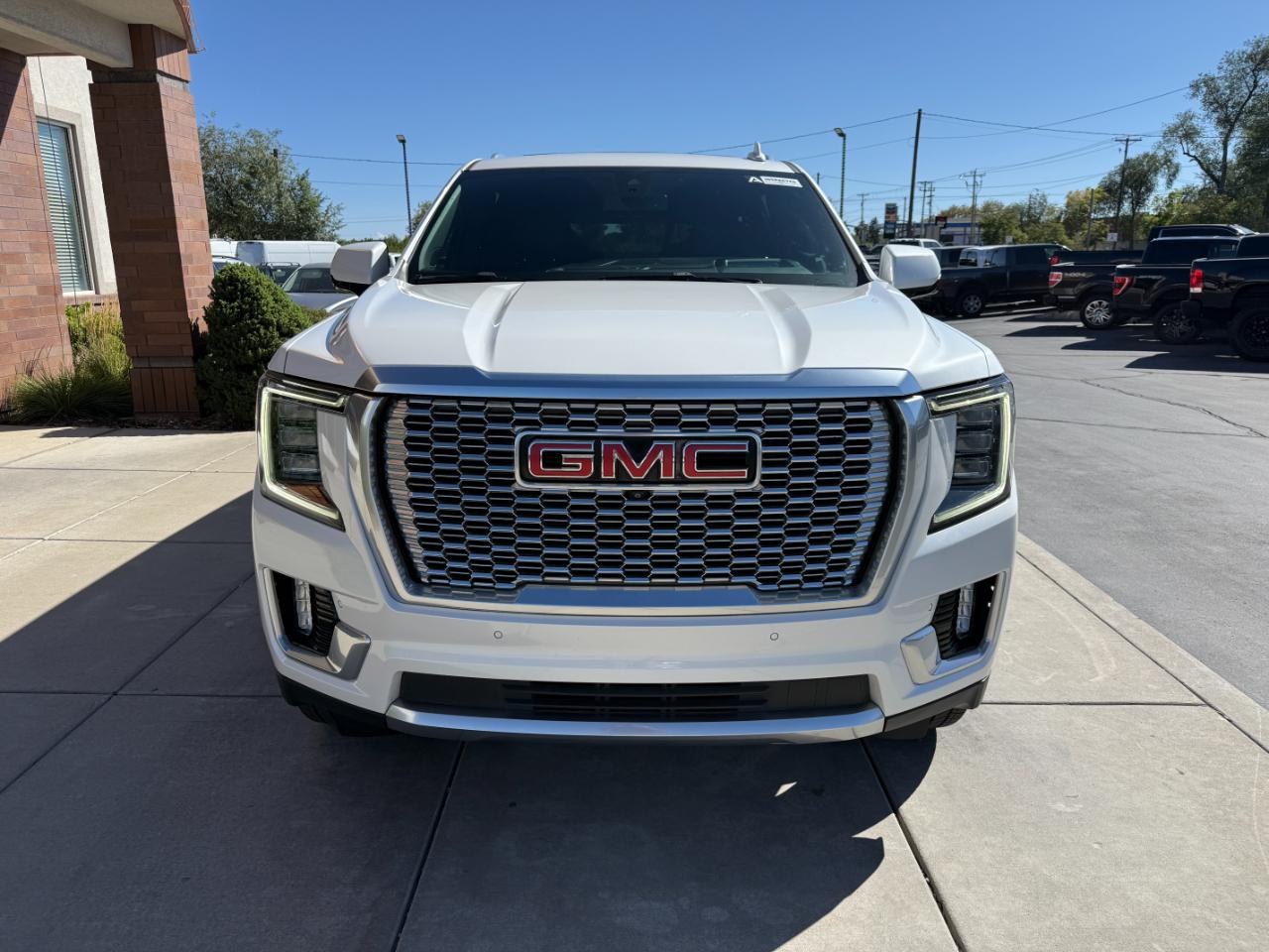 GMC Yukon XL 4WD 4dr Denali 2022