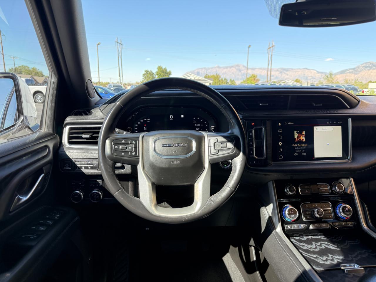 GMC Yukon XL 4WD 4dr Denali 2022