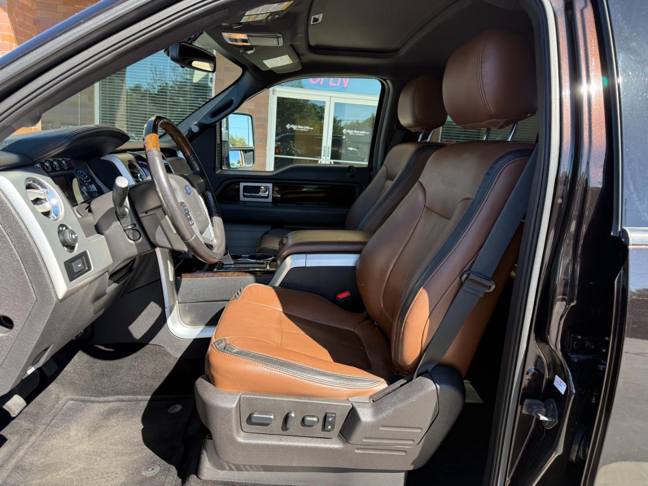 Ford F-150 4WD SuperCrew 145" Platinum 2014