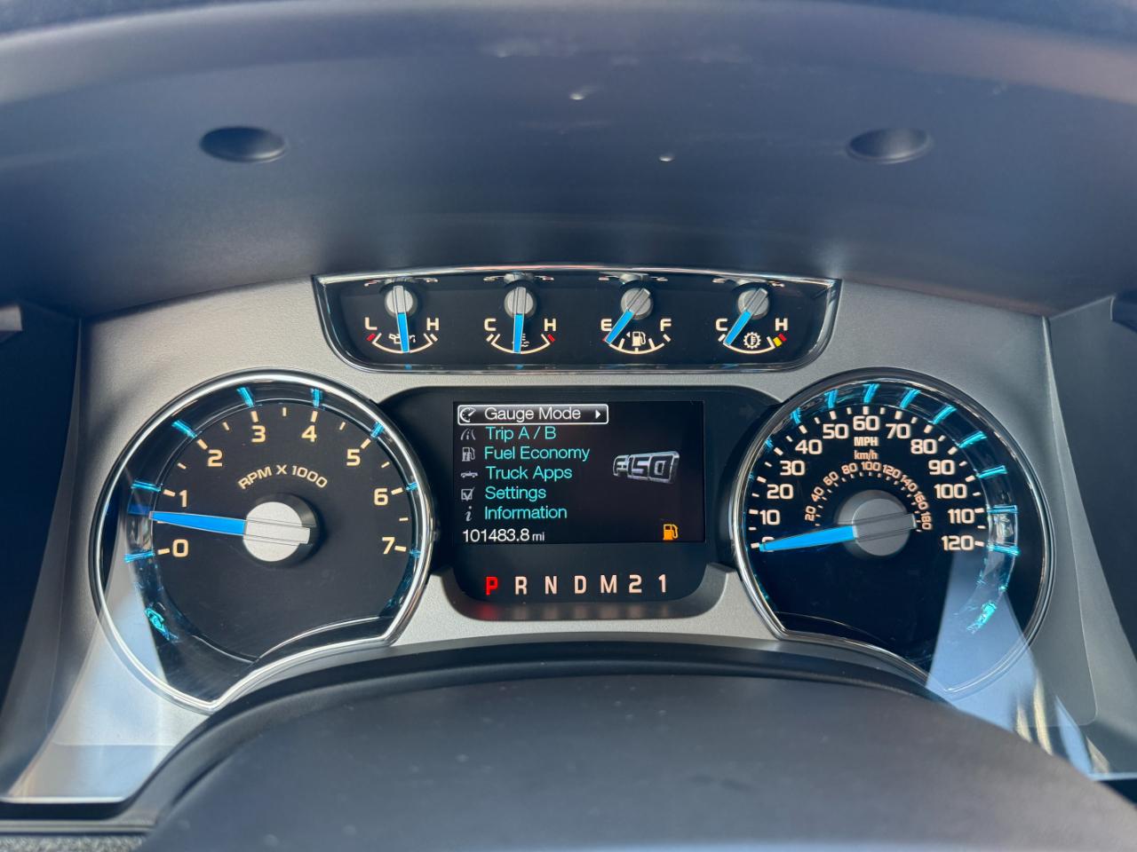 Ford F-150 4WD SuperCrew 145" Platinum 2014