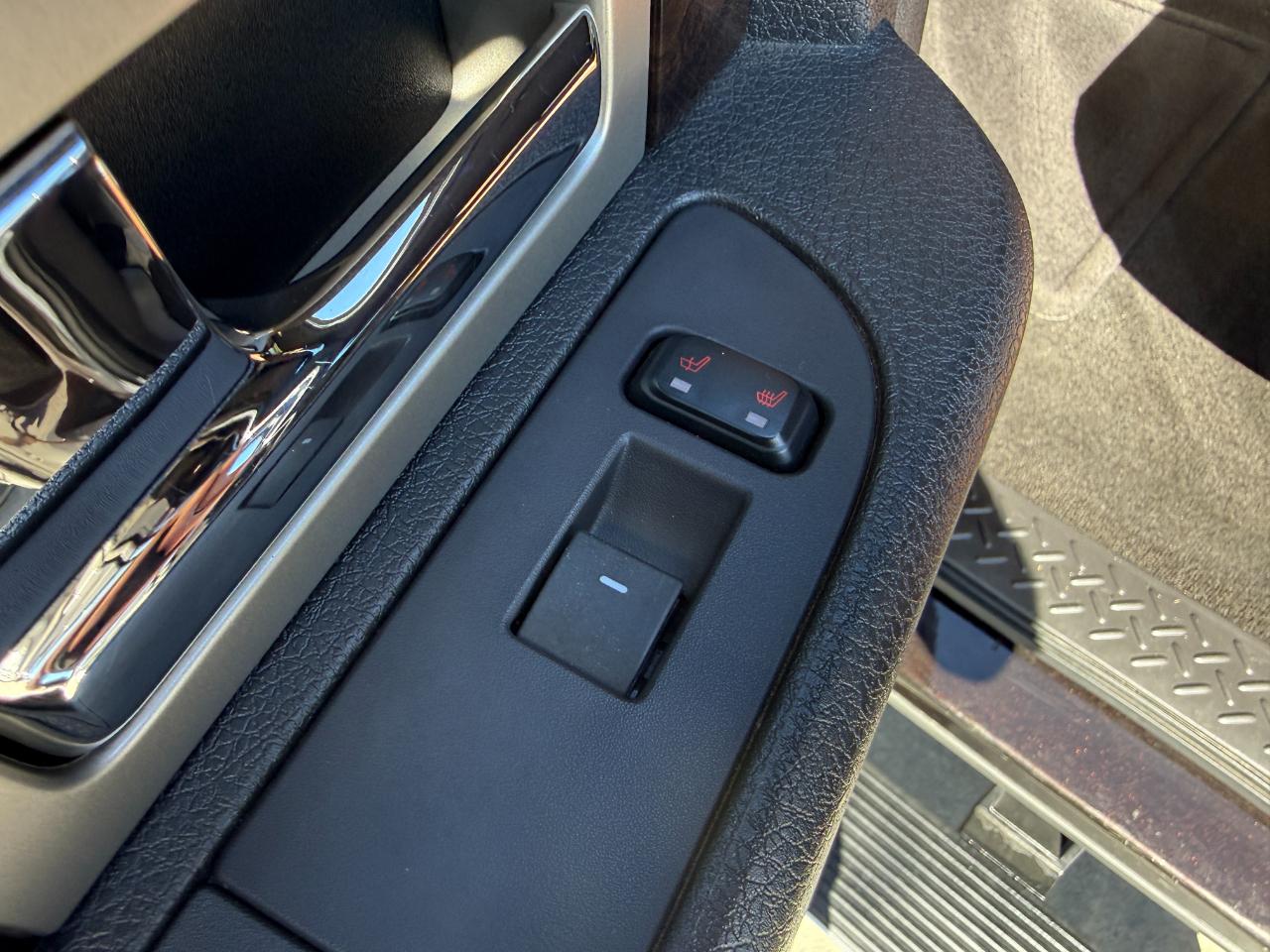 Ford F-150 4WD SuperCrew 145" Platinum 2014