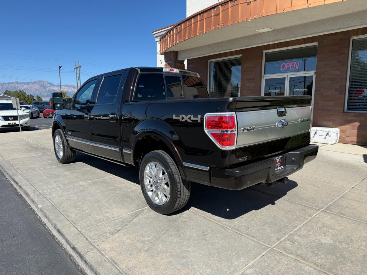 Ford F-150 4WD SuperCrew 145" Platinum 2014