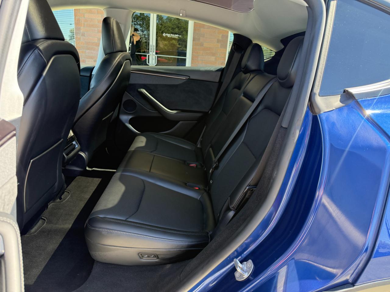 Tesla Model Y Long Range Launch Series AWD *Ltd Avail* 2026