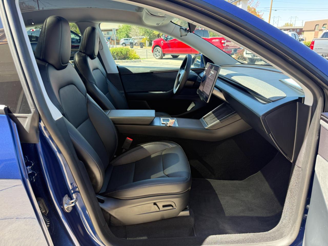 Tesla Model Y Long Range Launch Series AWD *Ltd Avail* 2026