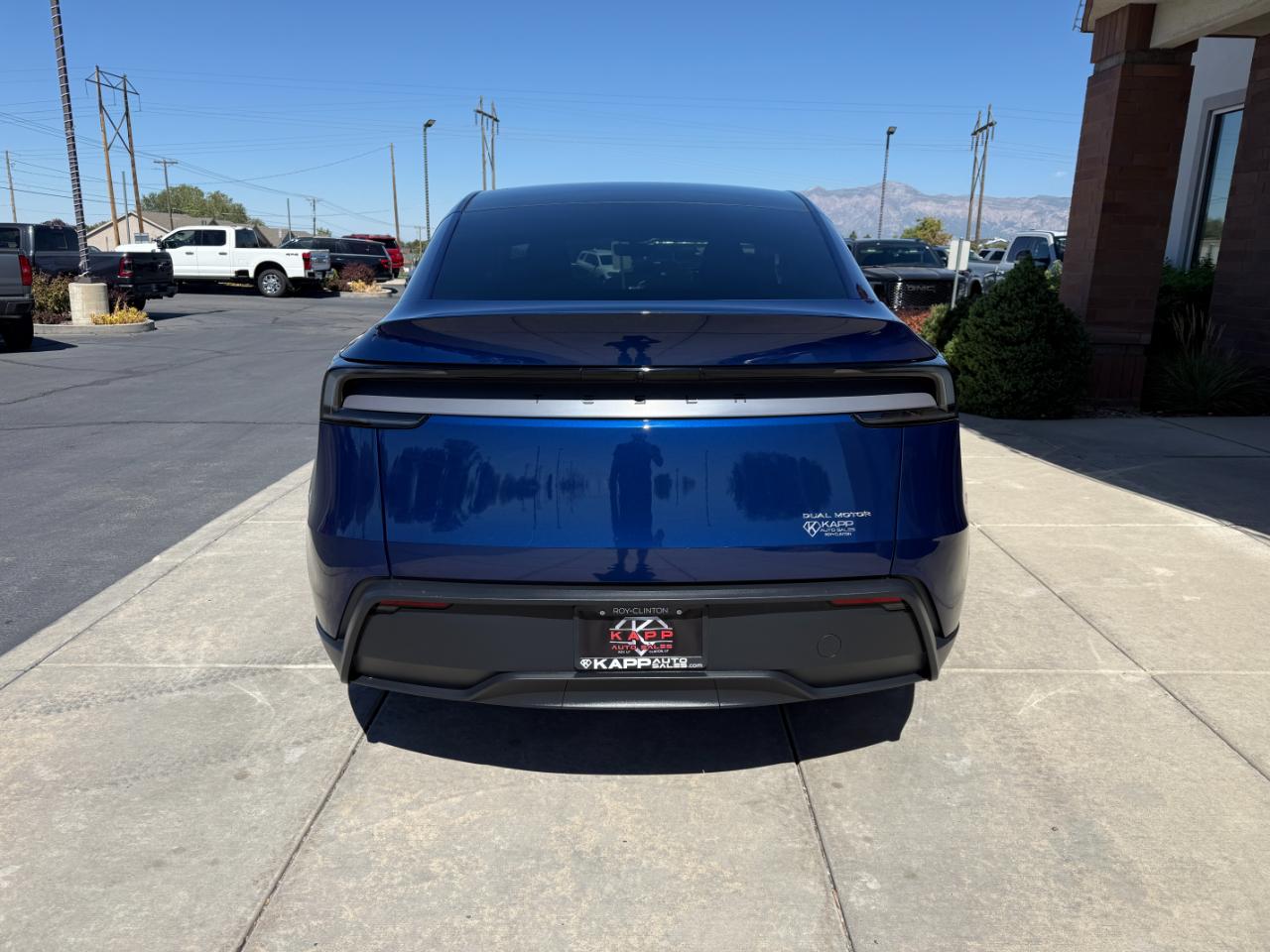 Tesla Model Y Long Range Launch Series AWD *Ltd Avail* 2026