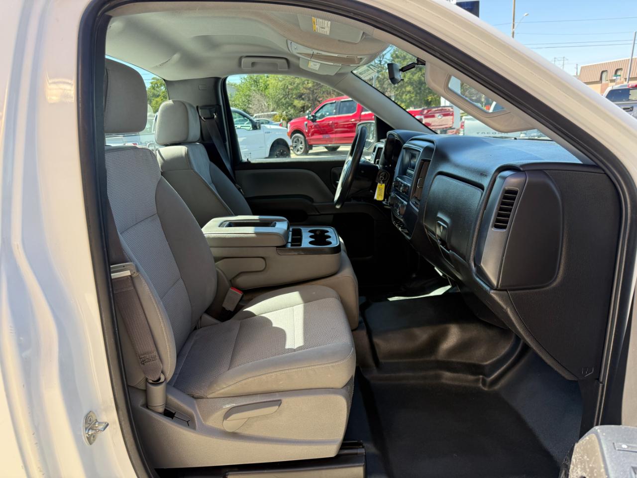 GMC Sierra 1500 2WD Reg Cab 133.0" 2017
