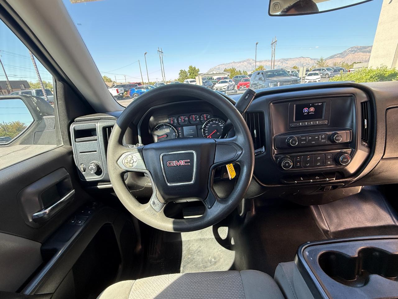 GMC Sierra 1500 2WD Reg Cab 133.0" 2017