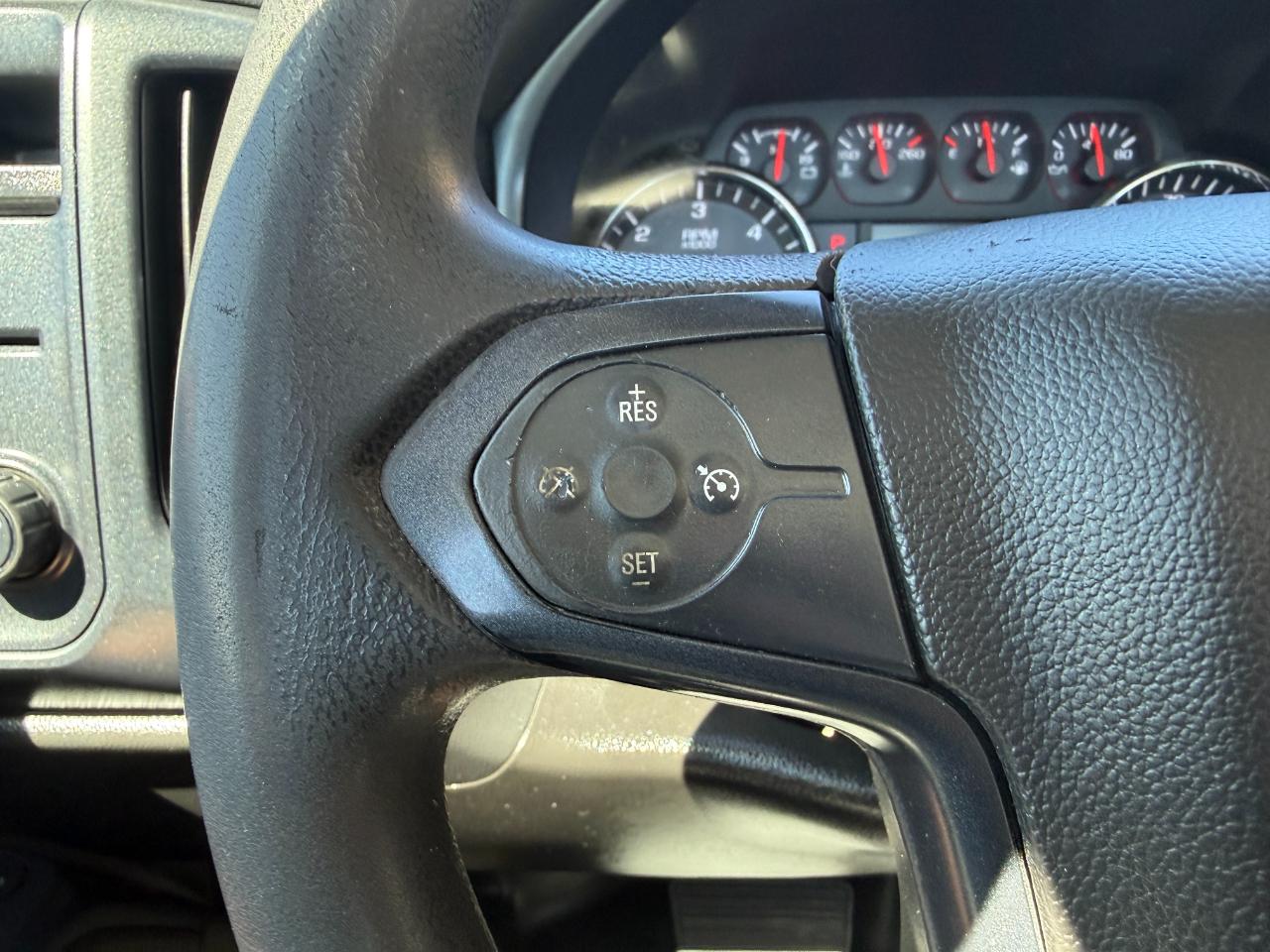GMC Sierra 1500 2WD Reg Cab 133.0" 2017