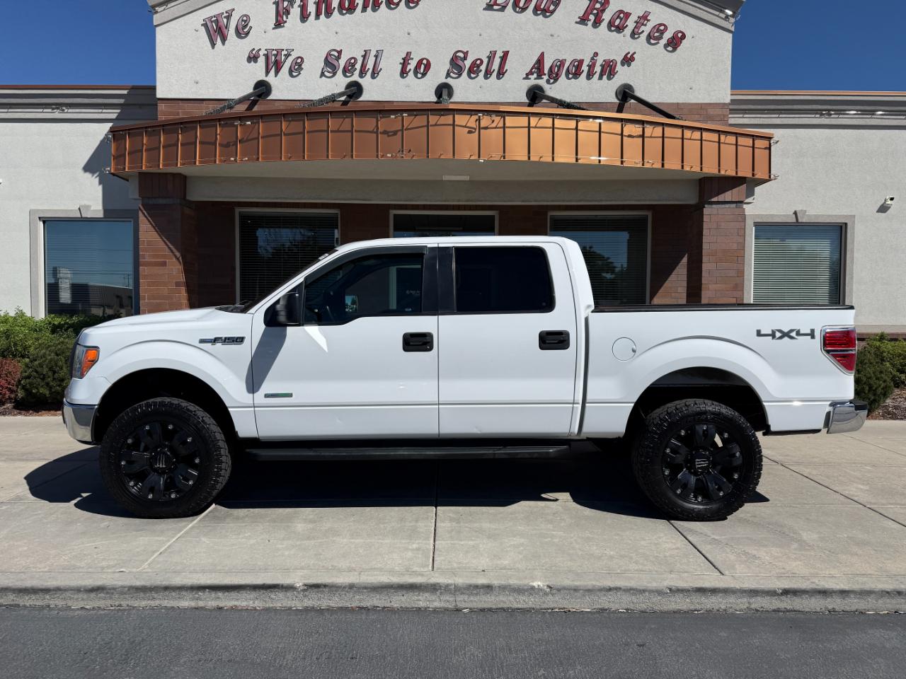 Ford F-150 4WD SuperCrew 145" XLT 2012