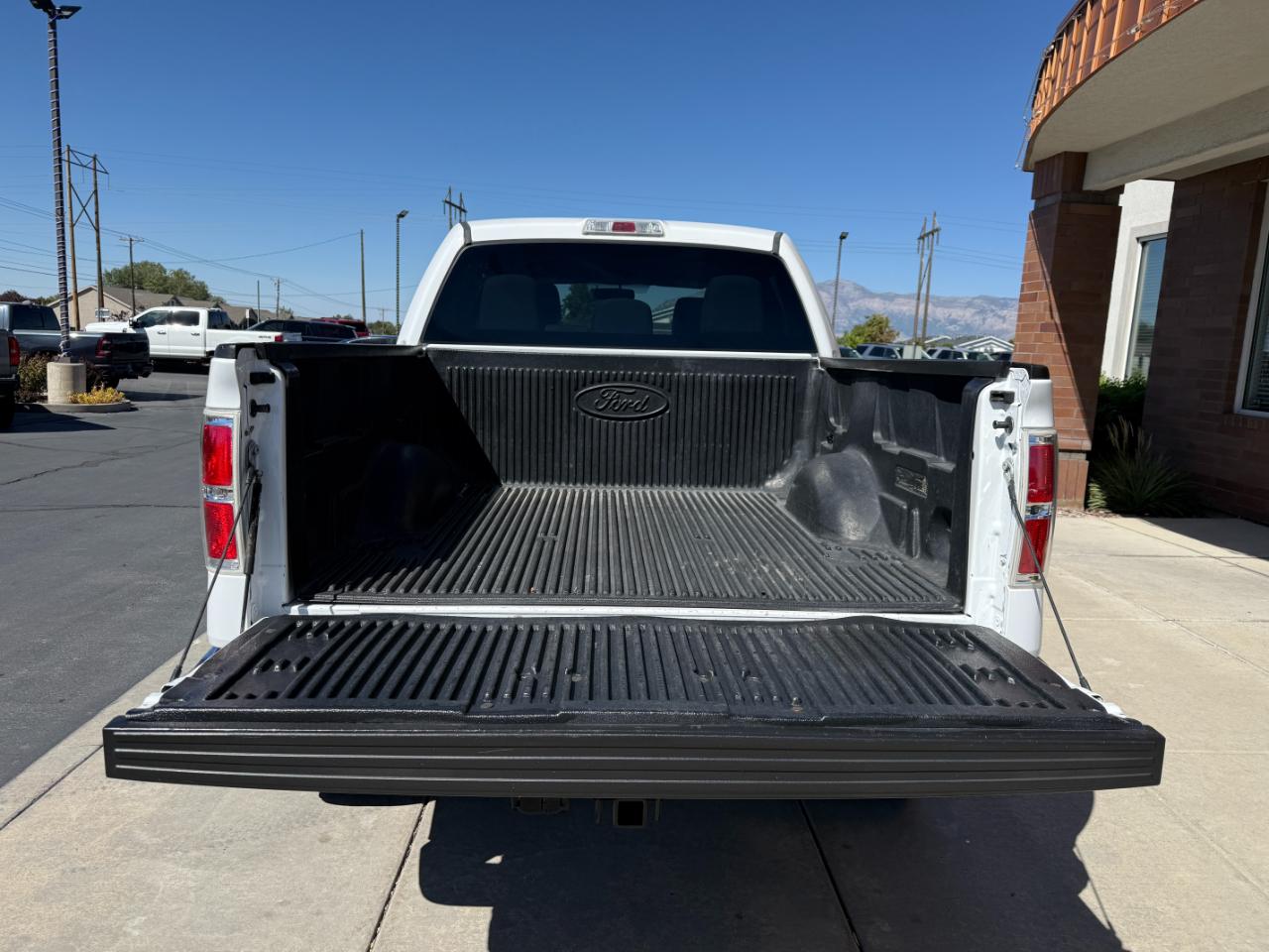 Ford F-150 4WD SuperCrew 145" XLT 2012