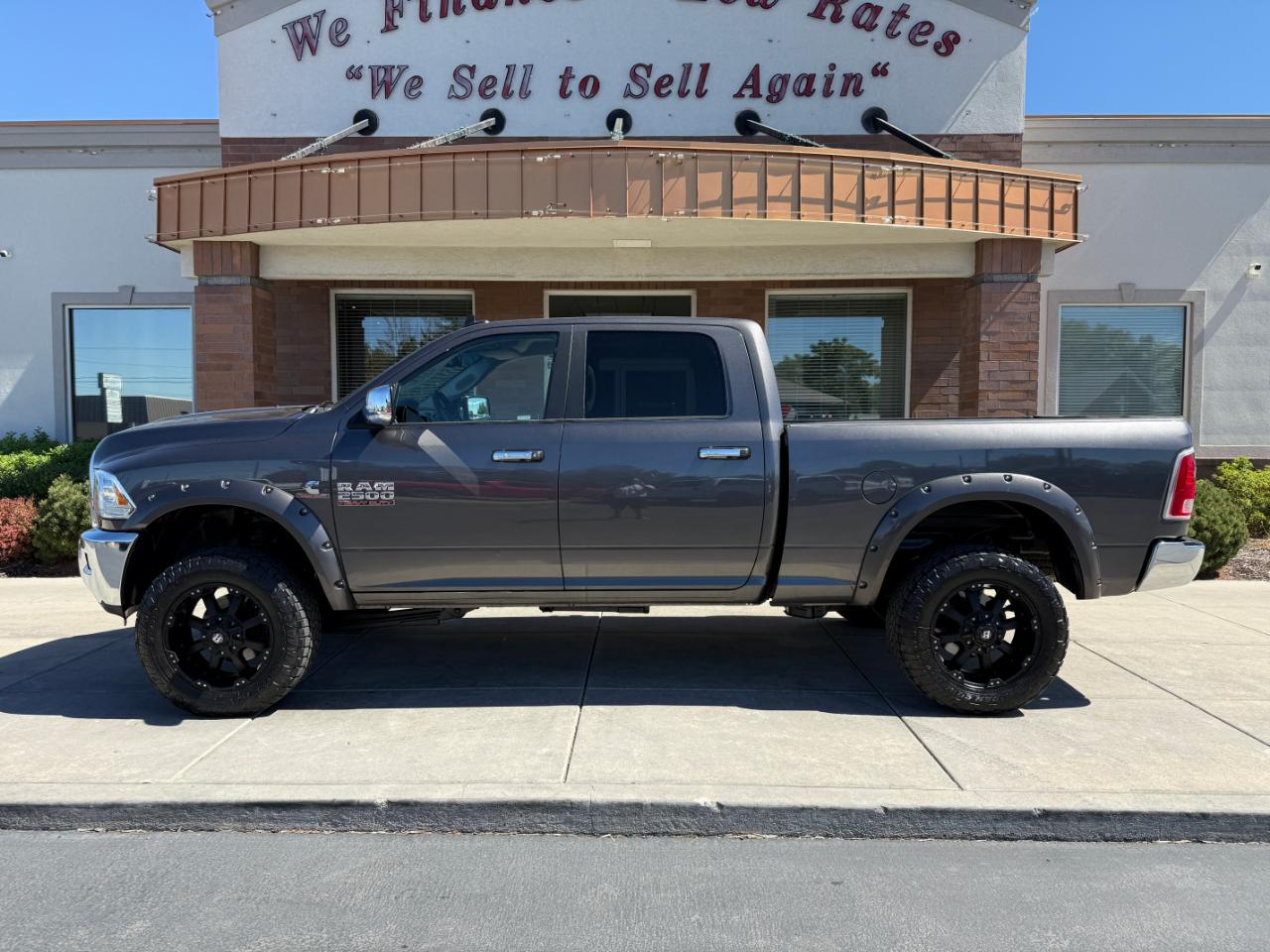 RAM 2500 4WD Crew Cab 149" Laramie 2015