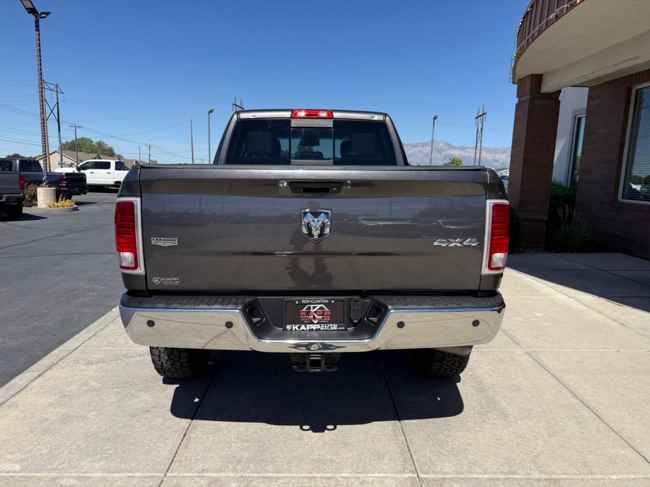 RAM 2500 4WD Crew Cab 149" Laramie 2015