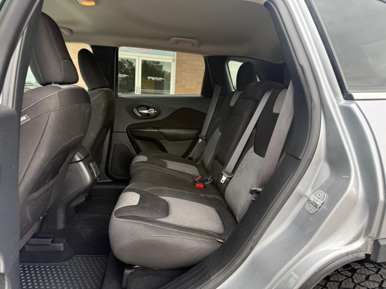 Jeep Cherokee 4WD 4dr Latitude 2014