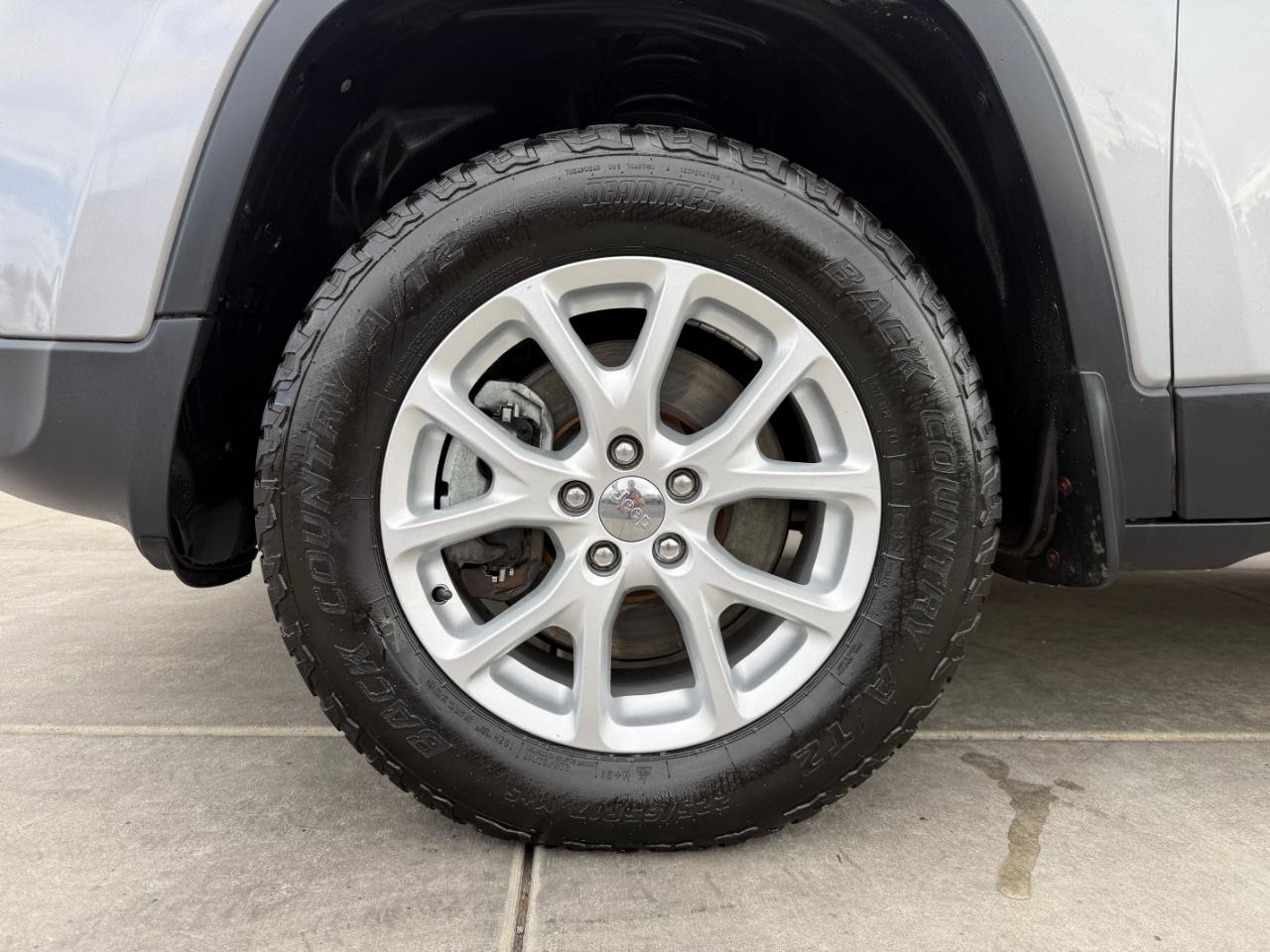 Jeep Cherokee 4WD 4dr Latitude 2014