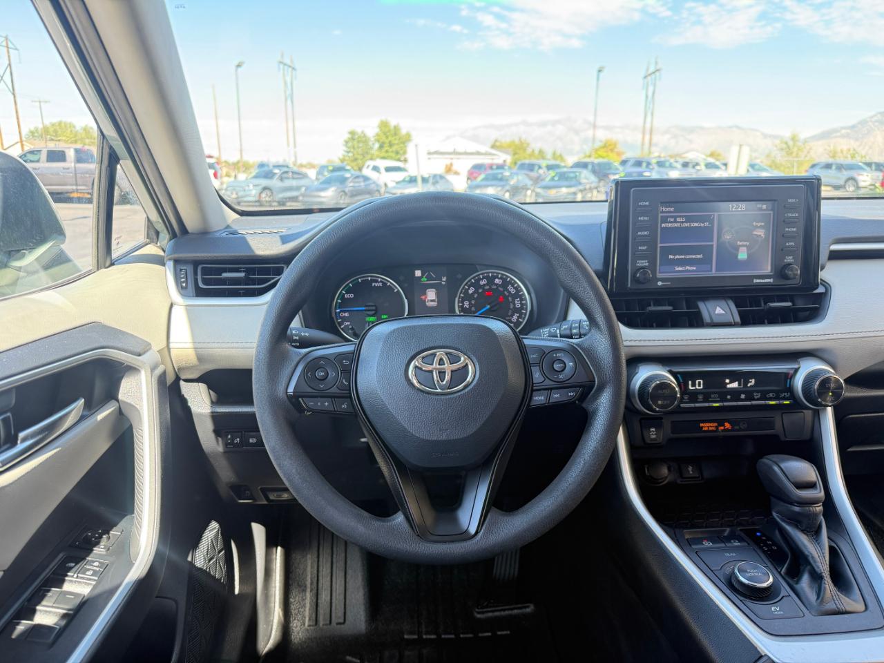 Toyota RAV4 Hybrid XLE AWD (Natl) 2022