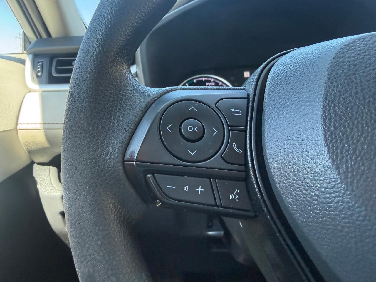 Toyota RAV4 Hybrid XLE AWD (Natl) 2022