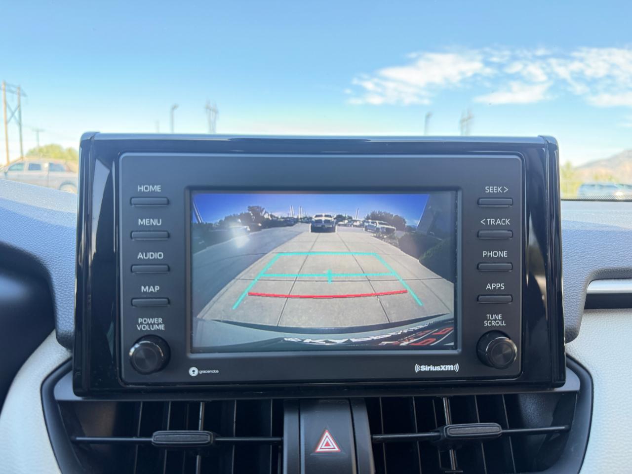 Toyota RAV4 Hybrid XLE AWD (Natl) 2022