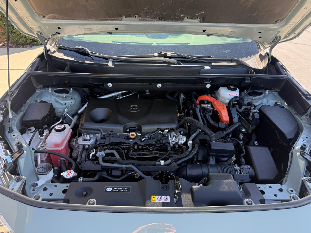 Toyota RAV4 Hybrid XLE AWD (Natl) 2022