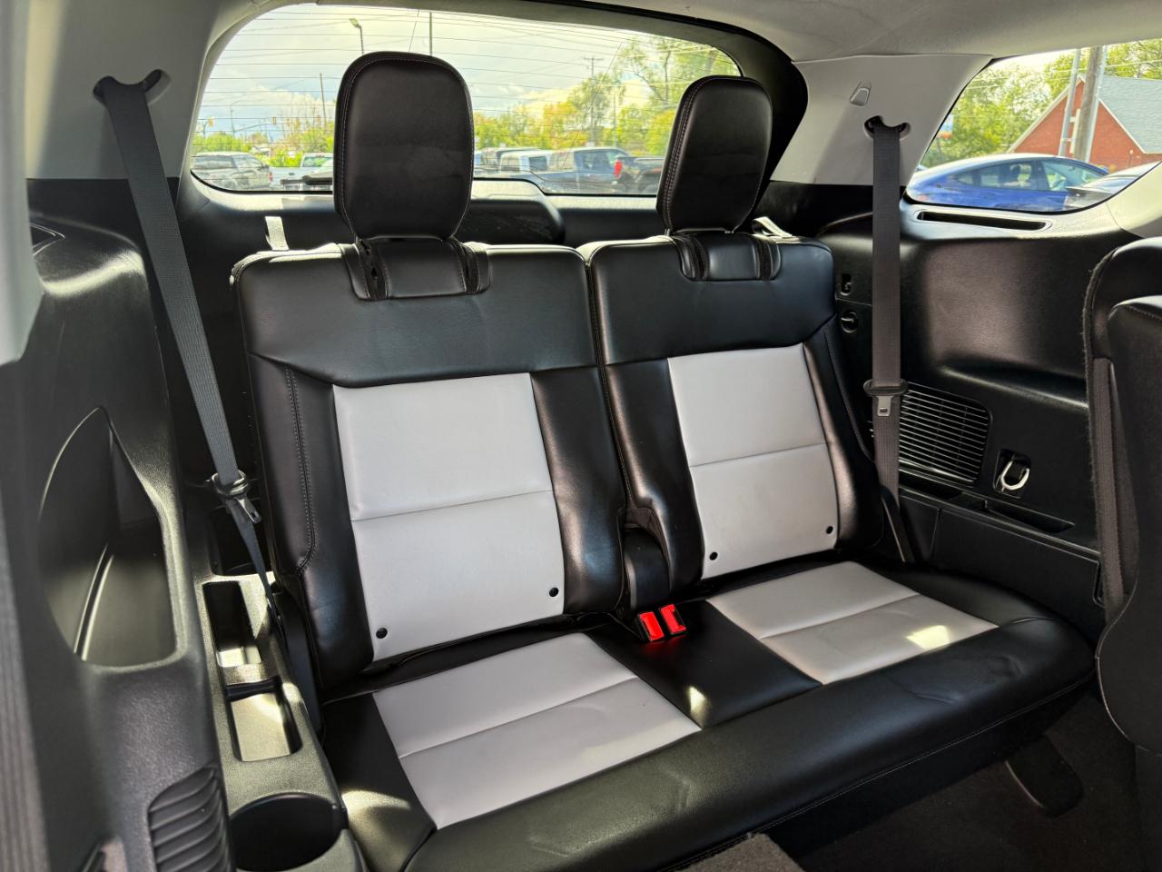 Ford Explorer XLT 4WD 2024