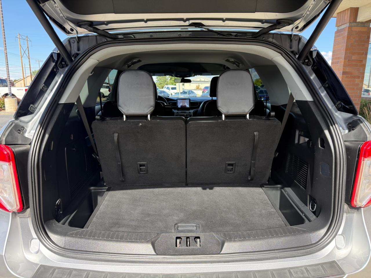 Ford Explorer XLT 4WD 2024