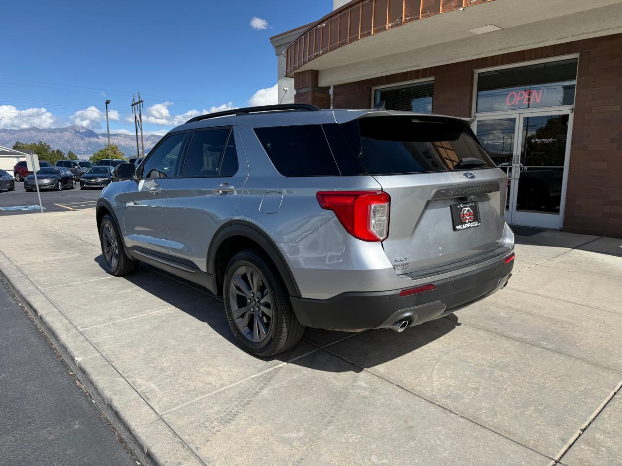 Ford Explorer XLT 4WD 2024
