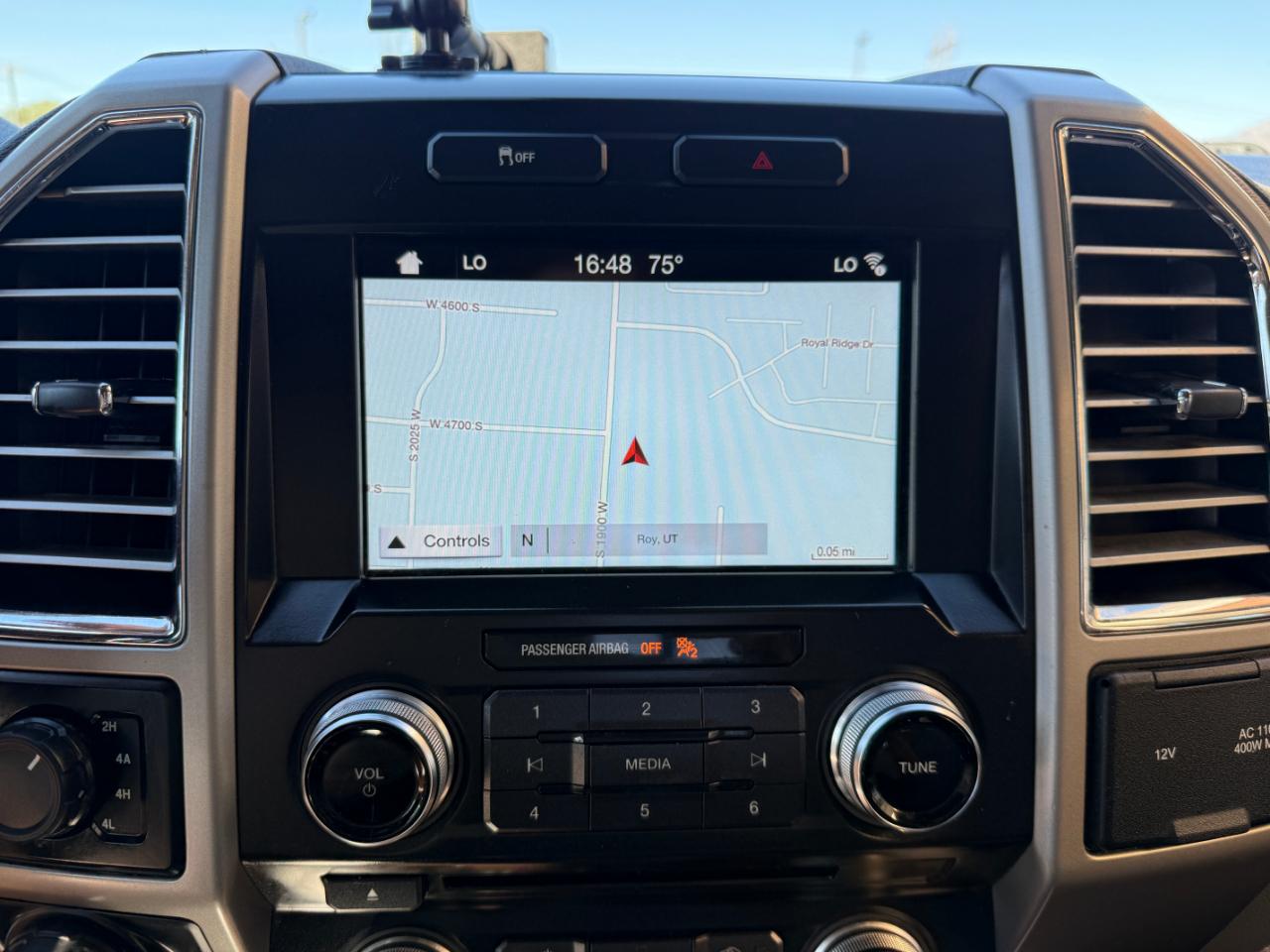 Ford F-150 4WD SuperCrew 157" Lariat 2016