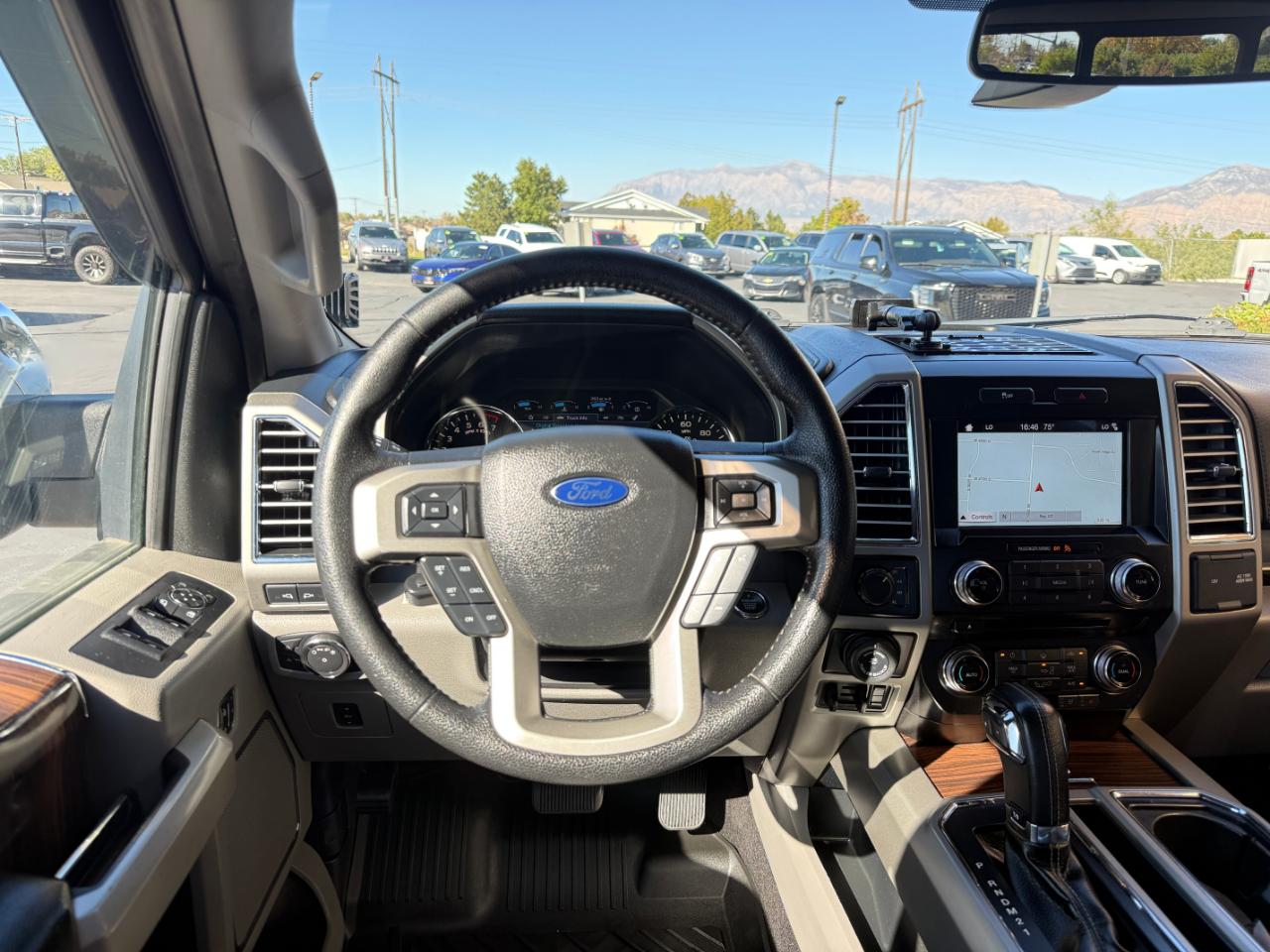 Ford F-150 4WD SuperCrew 157" Lariat 2016