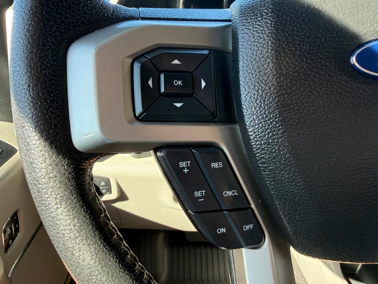 Ford F-150 4WD SuperCrew 157" Lariat 2016