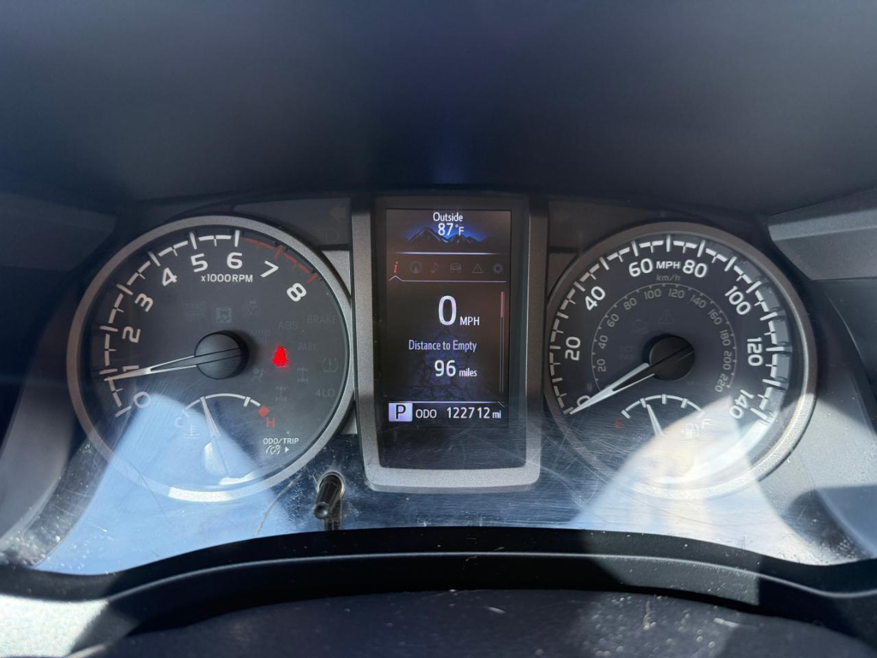 Toyota Tacoma TRD Off Road Double Cab 5' Bed V6 4x4 AT (Natl) 2017