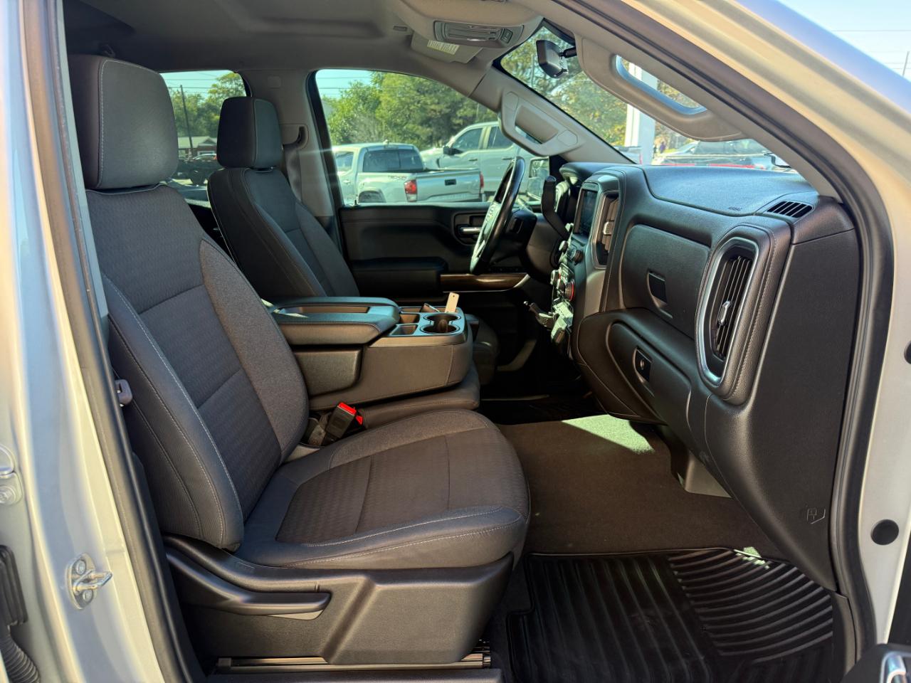Chevrolet Silverado 1500 4WD Double Cab 147" LT 2019