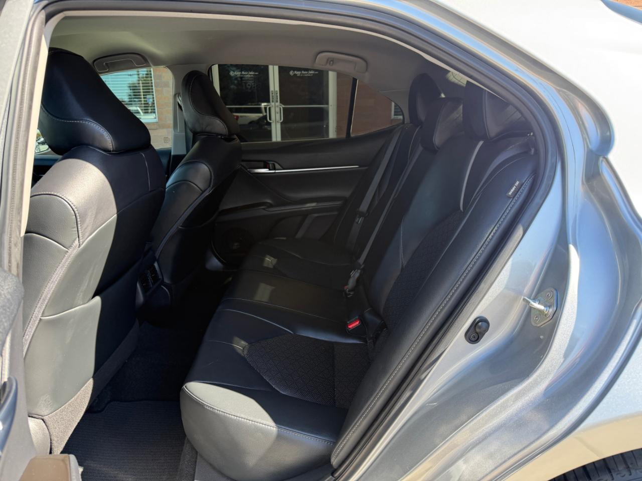 Toyota Camry XSE Auto (Natl) 2021