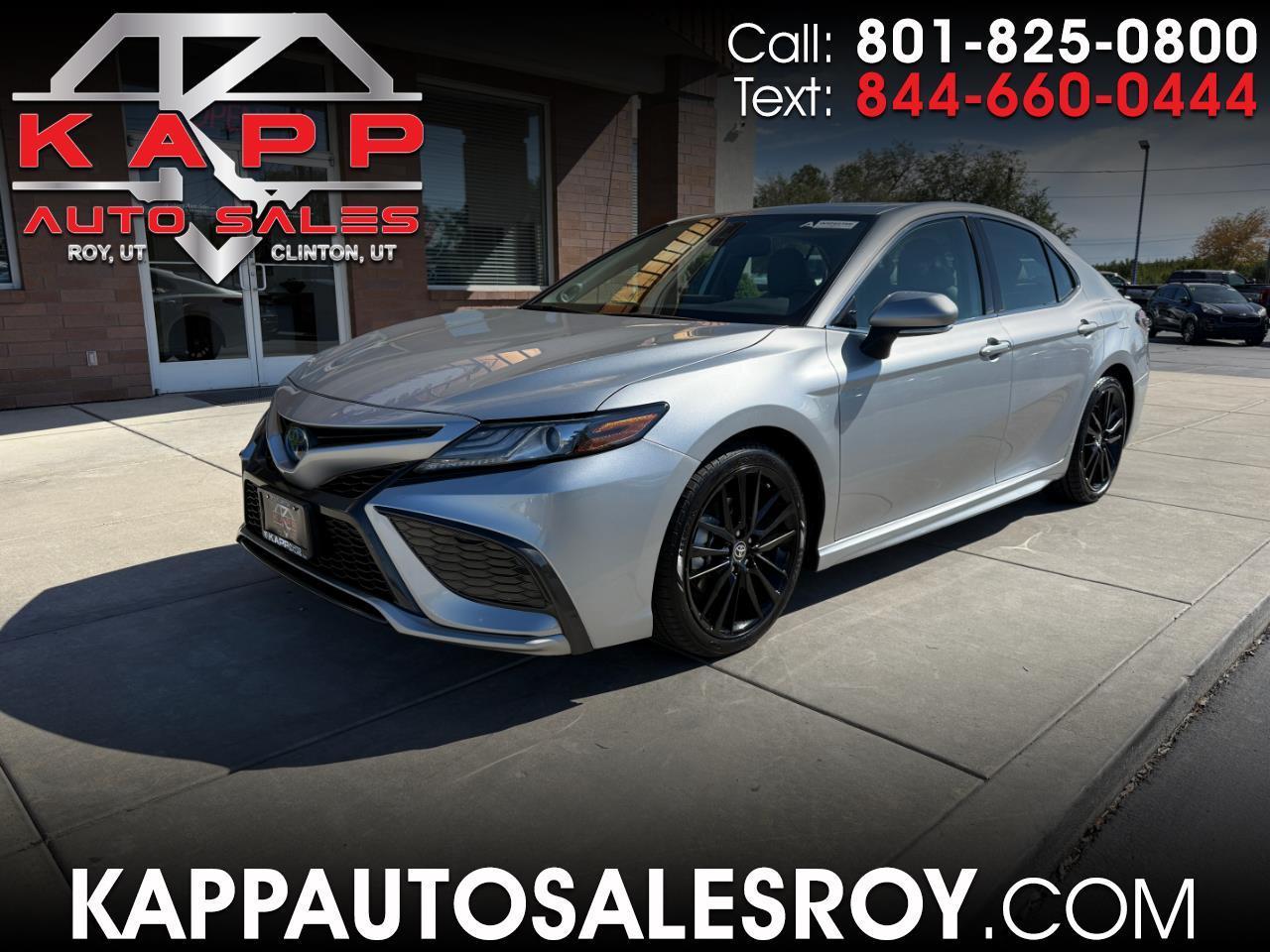 Toyota Camry Hybrid XSE CVT (Natl) 2022