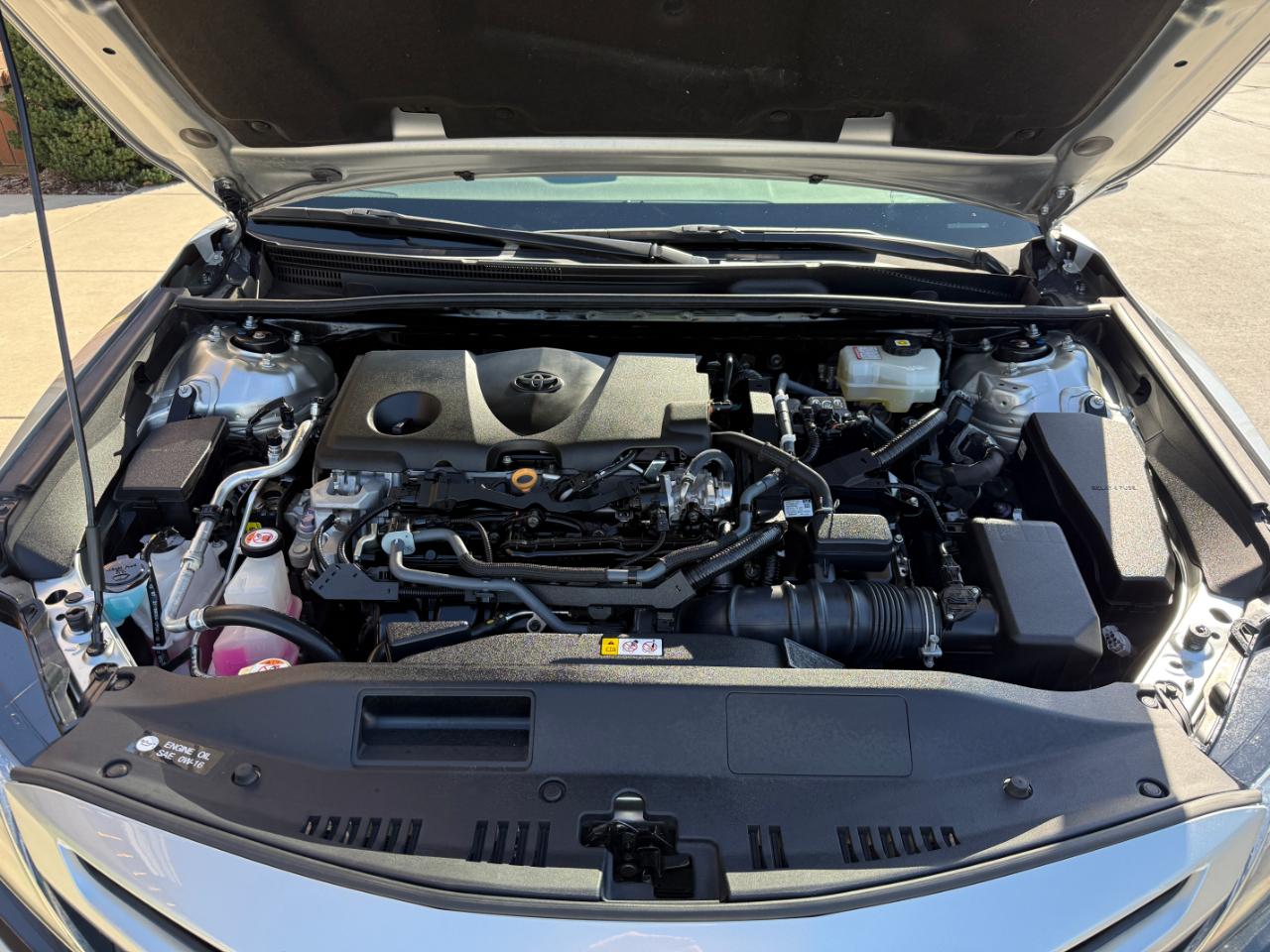 Toyota Camry Hybrid XSE CVT (Natl) 2022