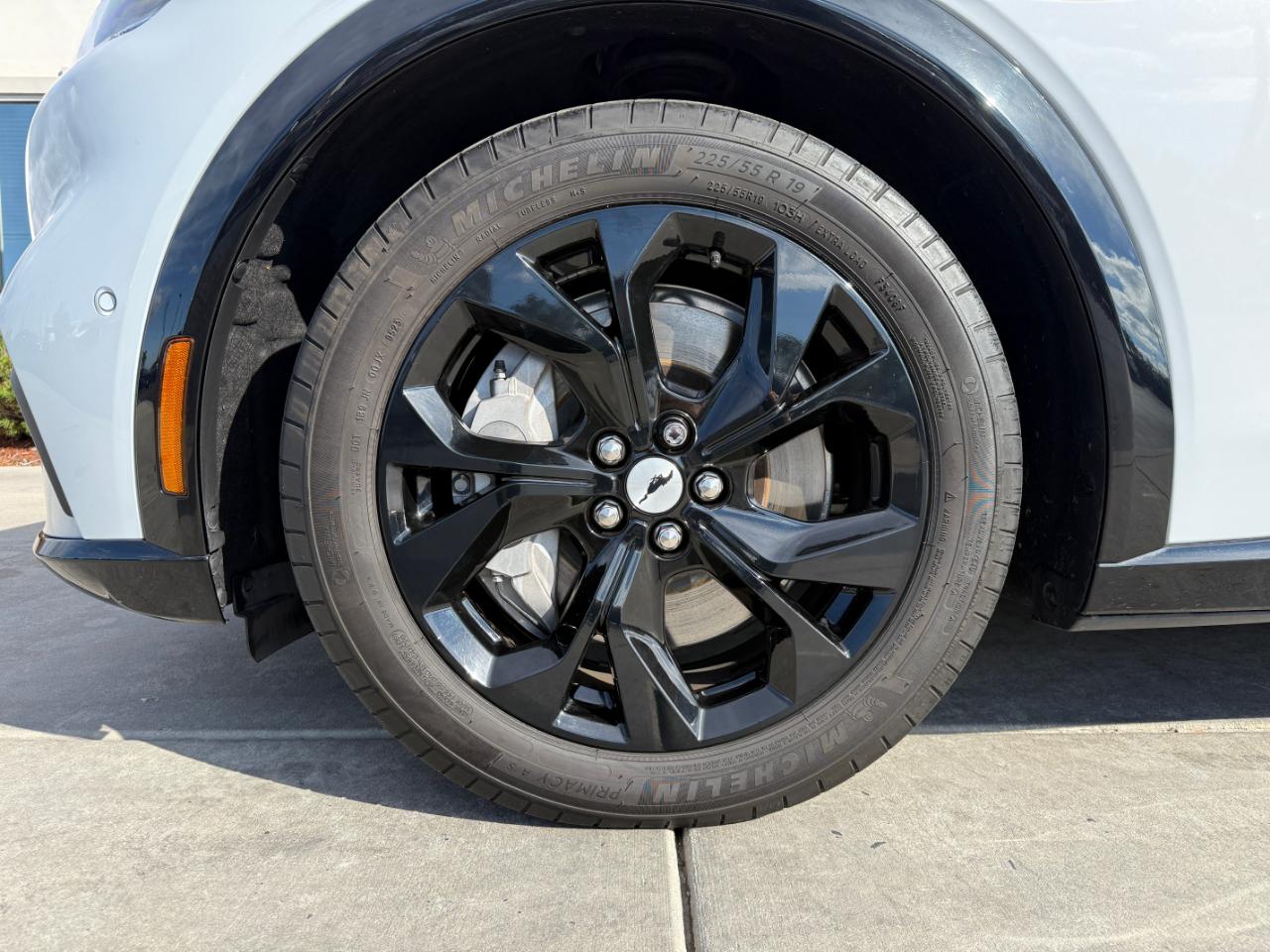 Ford Mustang Mach-E Premium AWD 2023