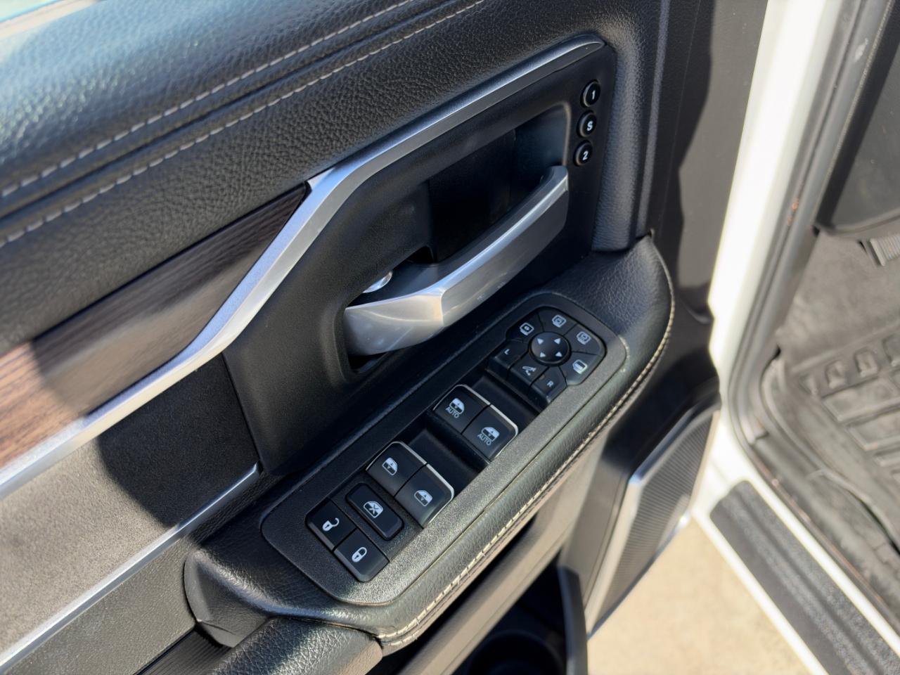 RAM 2500 Laramie 4x4 Crew Cab 6'4" Box 2026