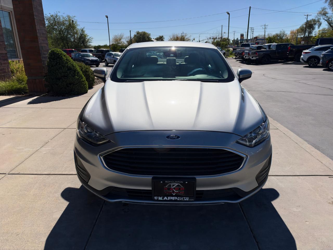 Ford Fusion S FWD 2020
