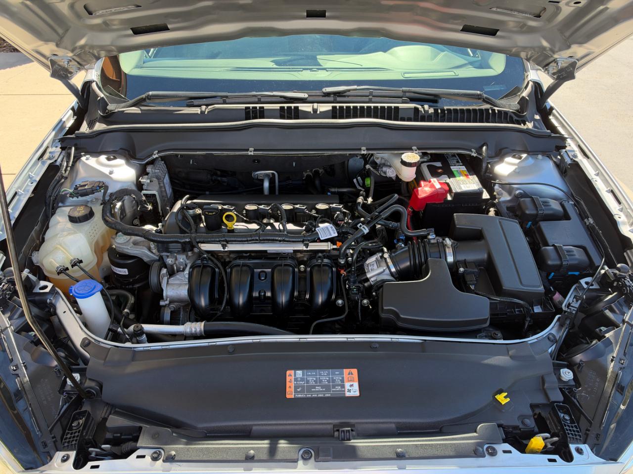 Ford Fusion S FWD 2020
