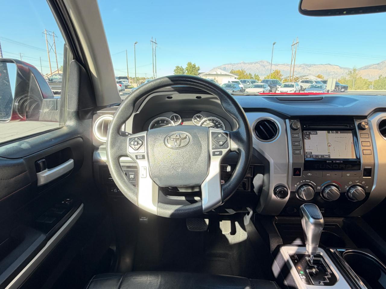 Toyota Tundra 4WD TRD Pro CrewMax 5.5' Bed 5.7L (Natl) 2017