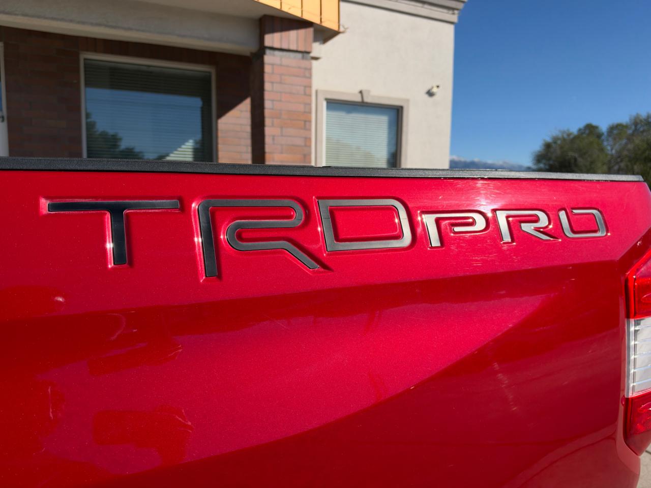 Toyota Tundra 4WD TRD Pro CrewMax 5.5' Bed 5.7L (Natl) 2017