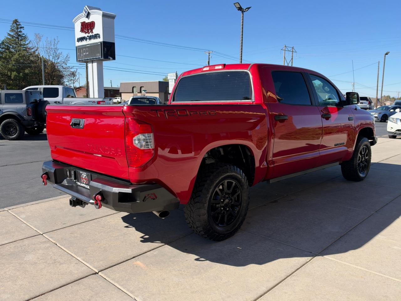 Toyota Tundra 4WD TRD Pro CrewMax 5.5' Bed 5.7L (Natl) 2017