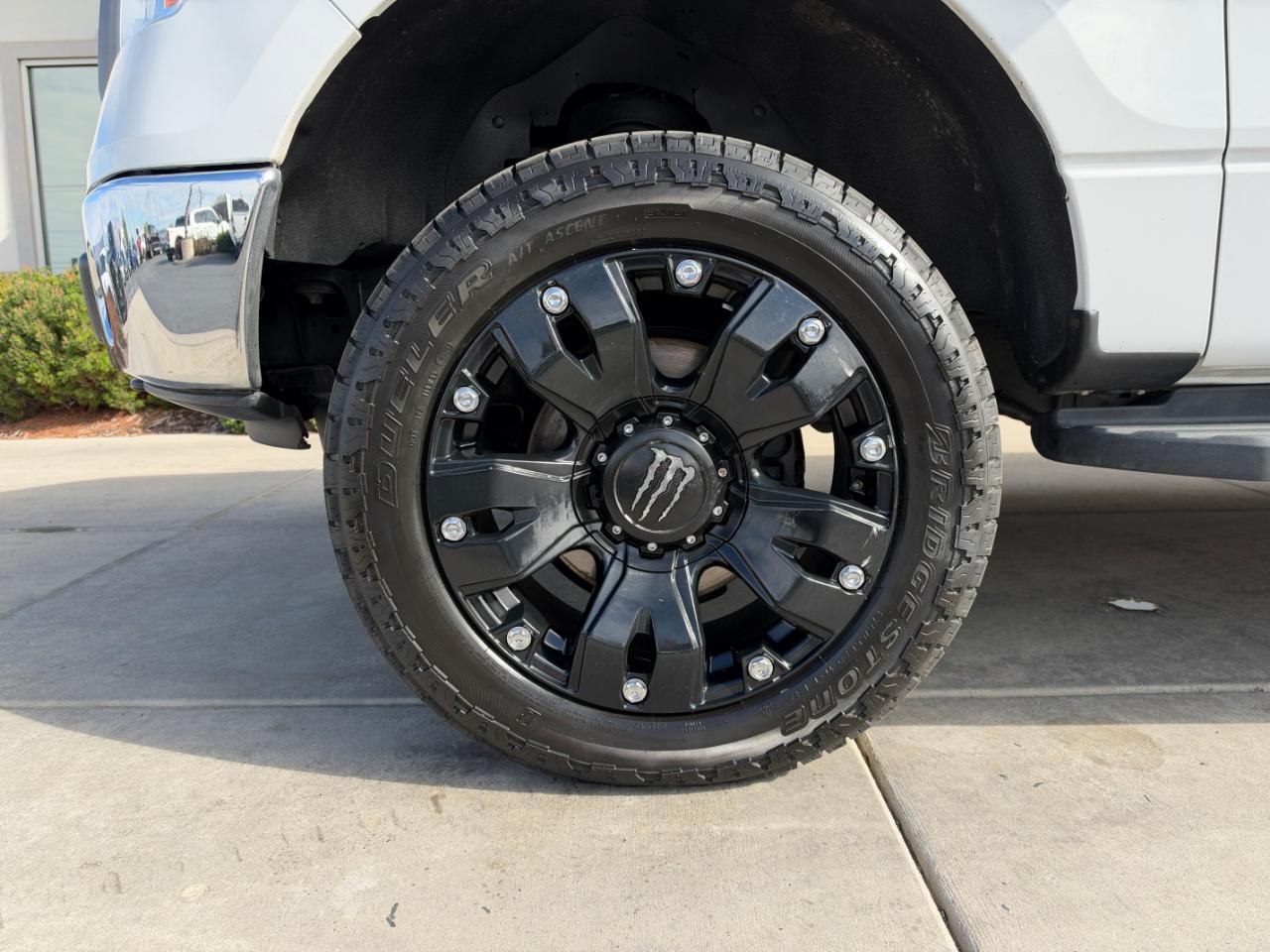 Ford F-150 4WD SuperCrew 145" XLT 2012