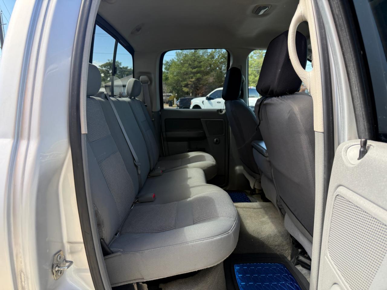 Dodge Ram 2500 4WD Quad Cab 140.5" SLT 2009