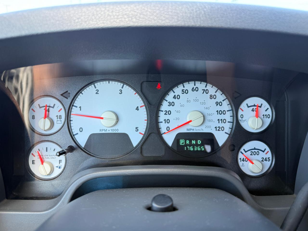 Dodge Ram 2500 4WD Quad Cab 140.5" SLT 2009