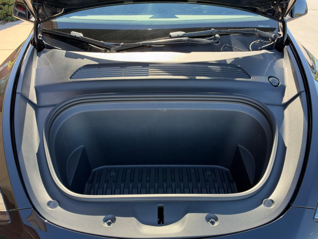 Tesla Model Y Long Range AWD 2021