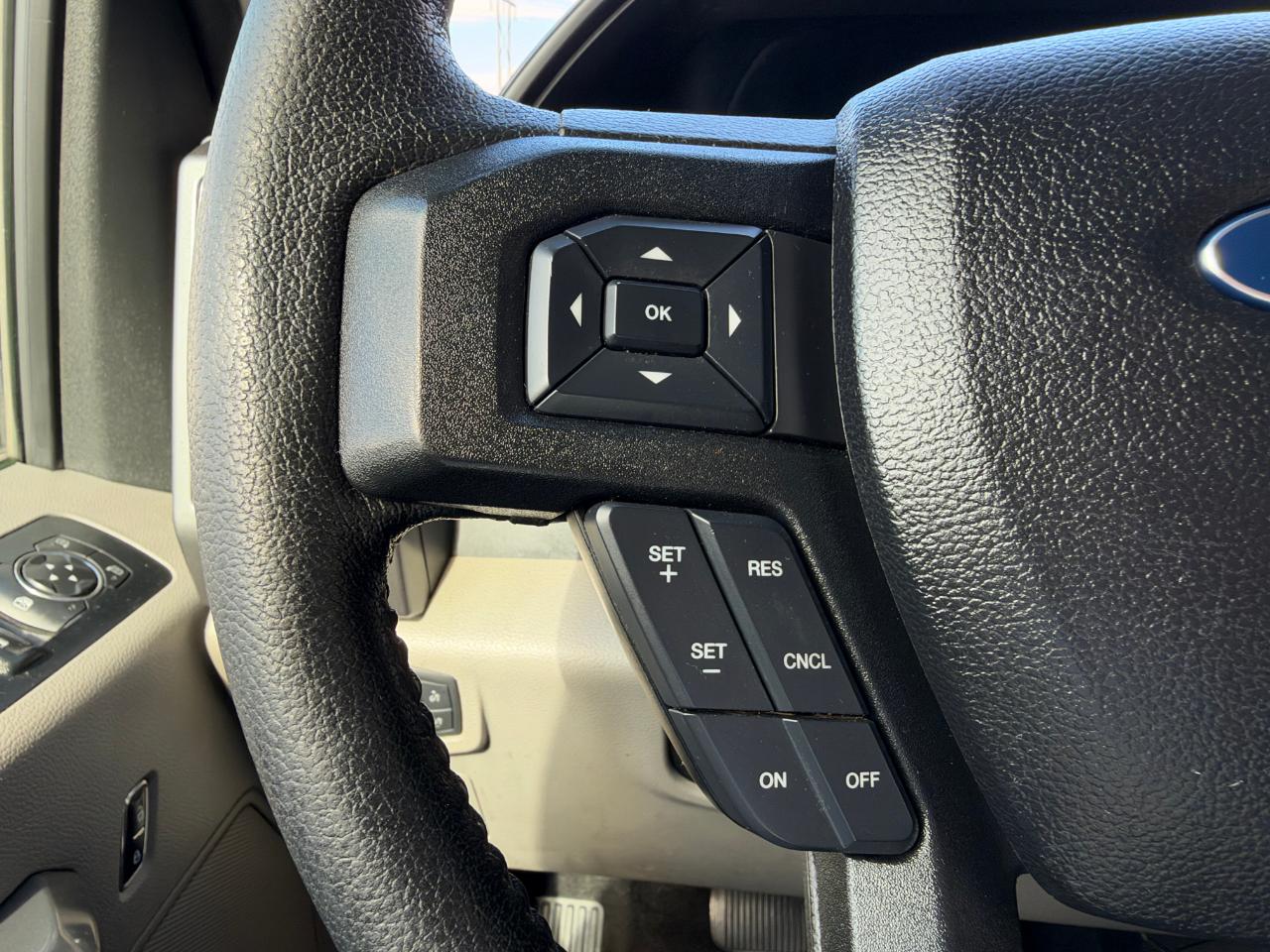 Ford F-150 4WD SuperCrew 157" XLT 2015