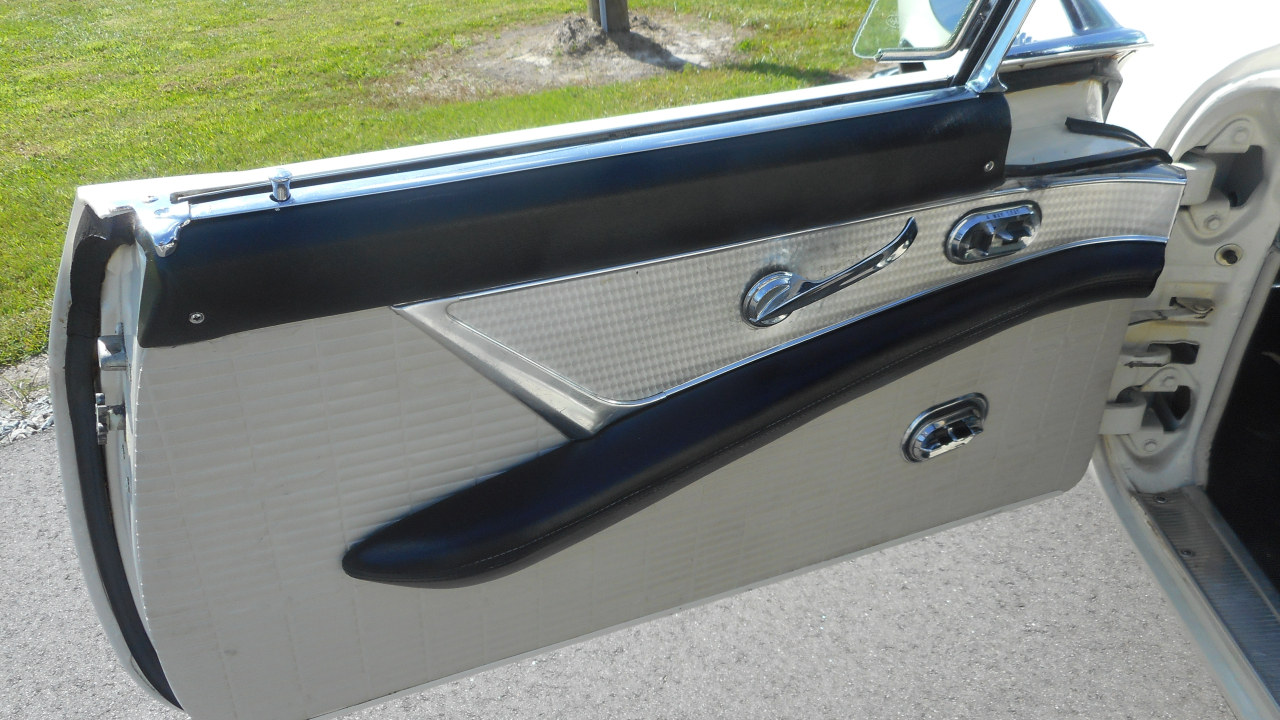 Ford Thunderbird 2dr Conv w/Hardtop Premium 1957